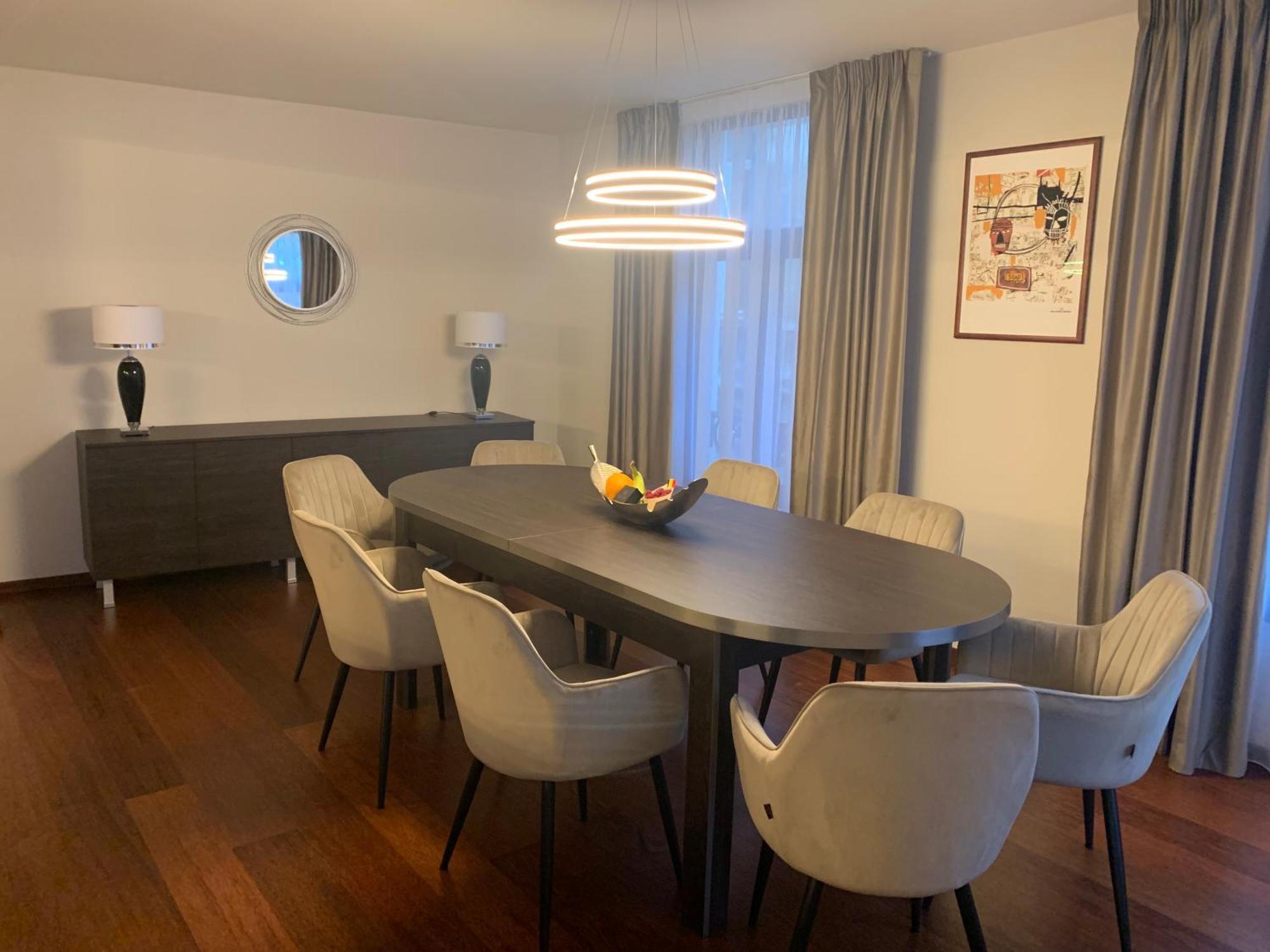 Appartement Botanique Airbnb, *