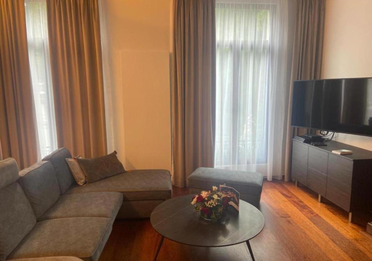 Botanique Airbnb, Antwerpen